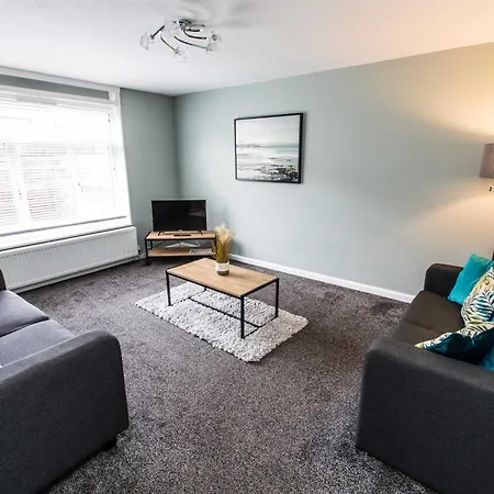 Letaway - Park View House, Holiday home *