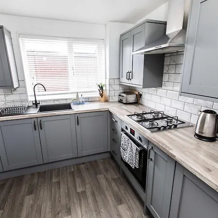 Letaway - Park View House, Holiday home *
